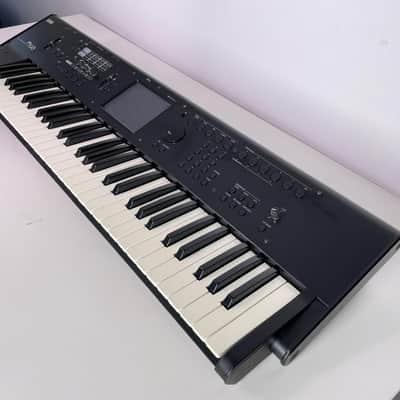 Korg M50 61-Key Music Workstation Keyboard 2000s - Black Bild 2