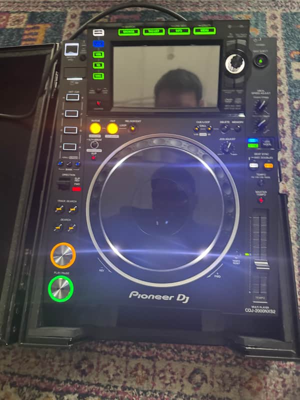 Pioneer CDJ-2000NXS2 Professional Multi Player 2010s - Black image 1