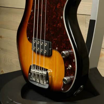 G&L Tribute Kiloton Fretless image 6
