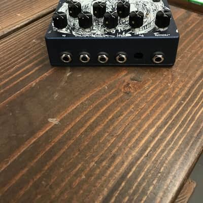 Walrus Audio Descent Reverb/Octave Machine Guitar Effects Pedal image 2
