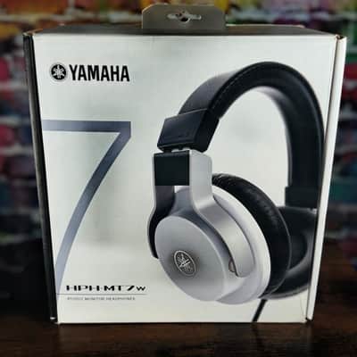 Yamaha HPH-MT7W Studio Monitor Headphones  - White