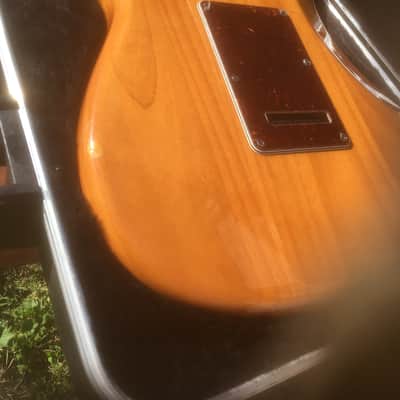 Fender FSR 2012 HSS American Special Strat image 6