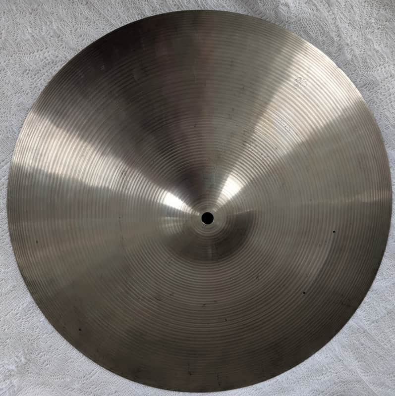 UFIP 18 in. Bravo Crash Medium Thin Cymbal 1980’s Video image 1