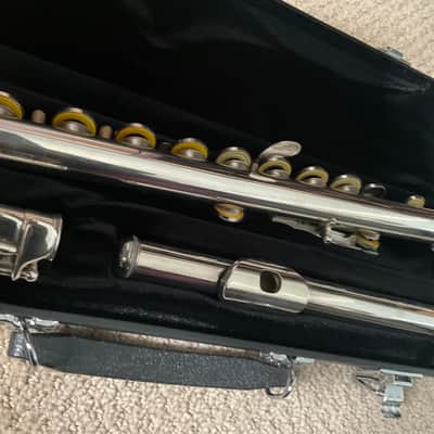 Yamaha YFL285S - Open Hole Flute w/All New Pads image 4