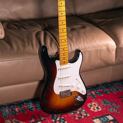 Fender Custom Shop LTD 70th Anniversary '54 Stratocaster NOS in Wide-Fade 2-Color Sunburst, Pre-Owned image 2
