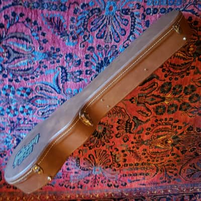 1989-1991 'Fuzzy Blanket' Gibson USA TKL Case for Les Paul Standard Classic Custom Studio, Brown/Pink Shroud image 5