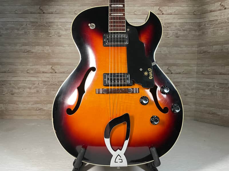 Guild CE-100D Hollowbody 1968 - Includes Vintage Gretsch Case image 1