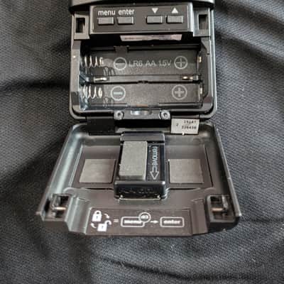 Shure QLXD4 (470 - 534 MHz) G50 System image 11
