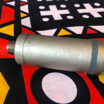 sE Electronics sE2200a Large Diaphragm Cardioid Condenser Microphone 2009 - 2012 - Silver image 5