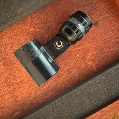 Neumann KM 184 mt Small Diaphragm Cardioid Condenser Microphone Matched Stereo Pair 1993 - Present - Matte Black image 8