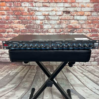 dbx 1066 Dual-Channel Compressor / Limiter / Gate 2010s - Black image 1