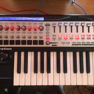 Novation ReMOTE 25 SL MKII mk2 MIDI Controller Keyboard w. Joystick, Trackpad, & Aftertouch Sensitivity