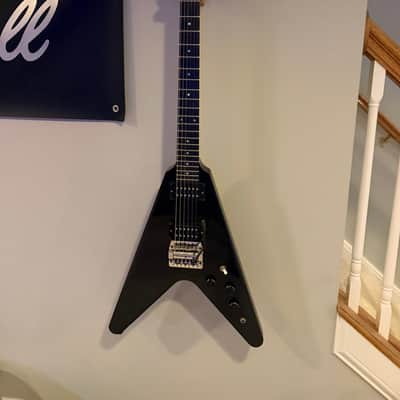 1989 Gibson Flying V - Kahler Vibrato and Offset Knobs - Ebony Fretboard w/ case image 5
