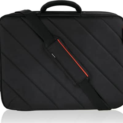 Mono Pedalboard Rail Small + Stealth Club Accessory Case, Black image 9