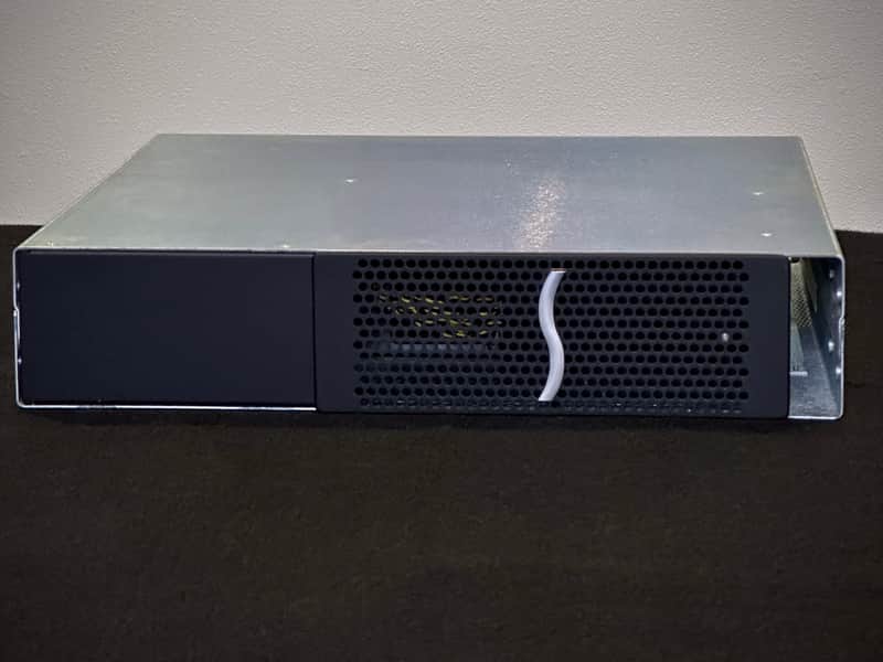 Sonnettech Echo Express III-R, Thunderbolt 2-to-PCIe Card Expansion Chassi 2013 - black image 1