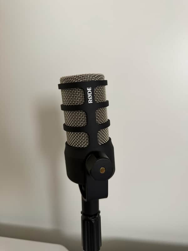 RODE PodMic Cardioid Dynamic Podcasting Microphone 2019 - Present - Black image 1