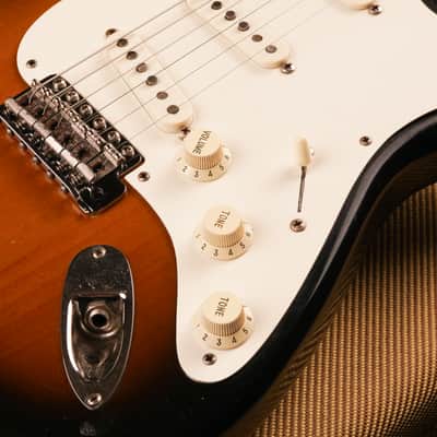 Fender American Vintage Reissue ’57 Stratocaster 1989 – Corona Plant – 2-Tone Sunburst – Nitro – OHSC image 9