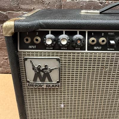 Music Man 210 HD-130 2x10 130-Watt Guitar Combo Amp – USA – Vintage image 2