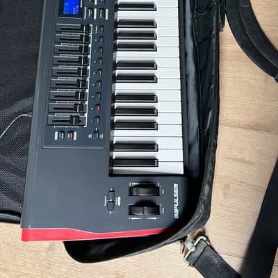 Novation Impulse 61 MIDI Keyboard Controller 2011 - Present - Gray image 4