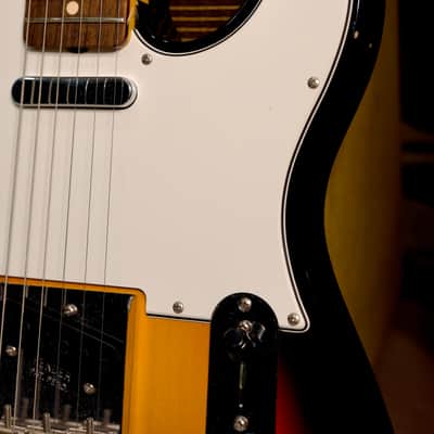 Fender Custom Shop '60 Reissue Telecaster Relic NAMM 2018 Custom Built 3 Tone Sunburst Limited Edition image 8