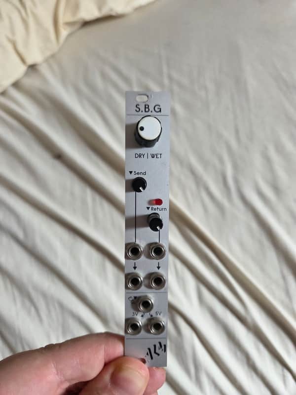 ALM/Busy Circuits ALM006 S.B.G. Effects Pedal Adapter Eurorack Synth Module