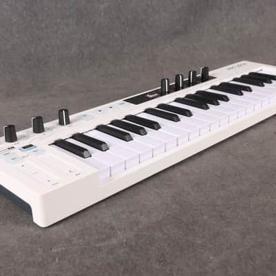 Arturia KeyStep 37 Controller & Sequencer - 2nd Hand (165806) image 3