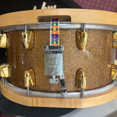 Yamaha MSD1470EJ Elvin Jones Signature 14x7" Maple Snare Drum with Wood Hoops, Gold Hardware 2000s - Gold Sparkle image 3