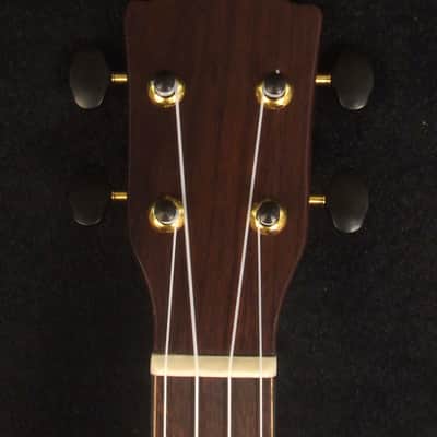Handcrafted Soprano Ukulele, Solid Taiwania Archback, Turtle Inlay, Soft-bag, Bruce Wei UKB13-2002 imagen 8