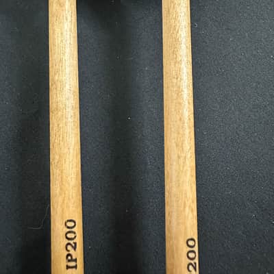 Innovative Percussion IP200 Mallets, Med Soft, 1 Pair, Birch w/Teal Yarn - NEAR MINT image 7