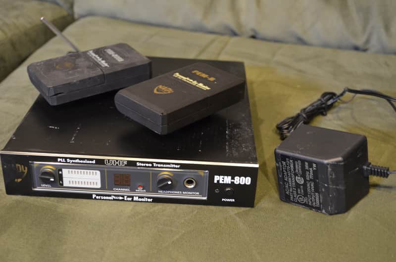 Nady Pem800 wireless in ear monitor with 2 belt packs black image 1