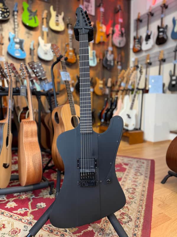 Immagine ESP LTD Phoenix Black Metal w/ Evertune 2021 - 1