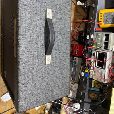 Fender George Benson Hot Rod Deluxe 112 80-watt 1x12 inch Extension Cabinet Grey image 6