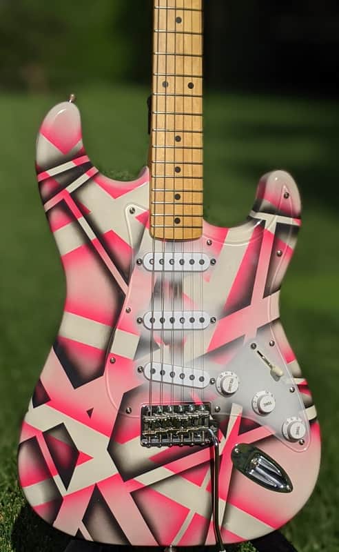 Guitare Garage Custom EVH Frankenstrat Pink Van Halen Paris NEW