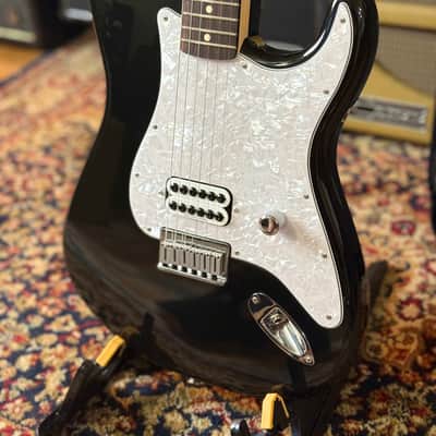 Fender Limited Edition Tom DeLonge Signature Stratocaster 2023 - Black image 3