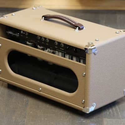 Two Rock Vintage Deluxe 6L6 35-Watt Guitar Amp Head Vintage Brown + Cover & Footswitch image 6