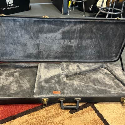 Vintage 2005 Ibanez Case for the RVX 220 Electric Guitar image 9