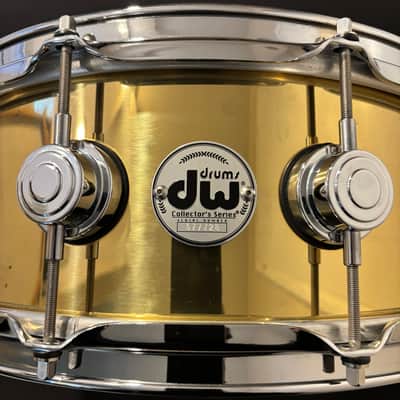 DW Collector’s Bell Brass 5.5” x 14” Snare Drum image 2