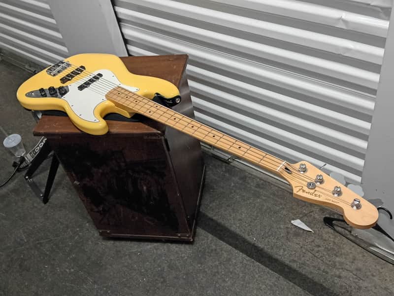 Fender Player Series I Jazz Bass 2022 Butterscotch EXC image 1