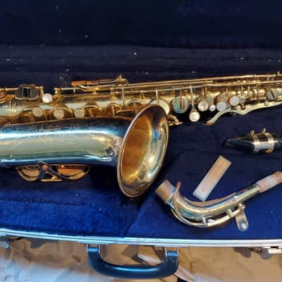 Conn Shooting-Stars Alto Saxophone, Fair Condition, with case/neck/MP image 2