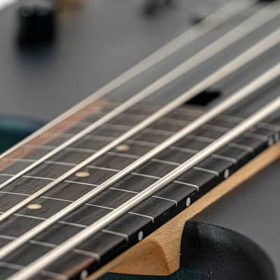 Swan Alpha 5-String Fretless Bass Iridescent Purple/Green w/ Finger Ramp, Brass Nut, 18v Preamp image 7