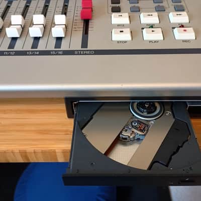 Yamaha AW1600 16-Track Digital Recorder image 3