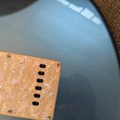 Fender Modern Player Marauder 2012 - 2013 - Lake Placid Blue image 4