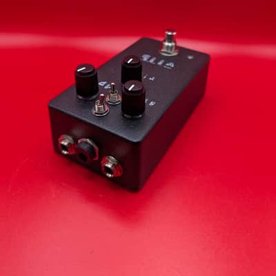 Discordance Electric viib modified VB-2 Vibrato Warble Detune image 3