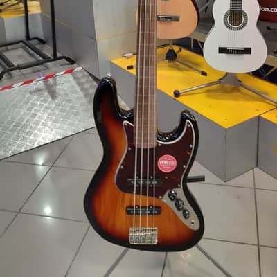 Fender Squier Classic Vibe 60 image 1