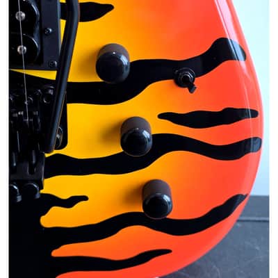 Kramer Pacer Series Tiger Print Floyd Rose - Electric Guitars - Excellent w/ Hard Case image 6
