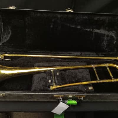 Holton T602 Slide Trombone serial 488875 - Lacquer image 1