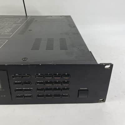 Roland E-660 Digital Stereo Parametric Mastering EQ image 5