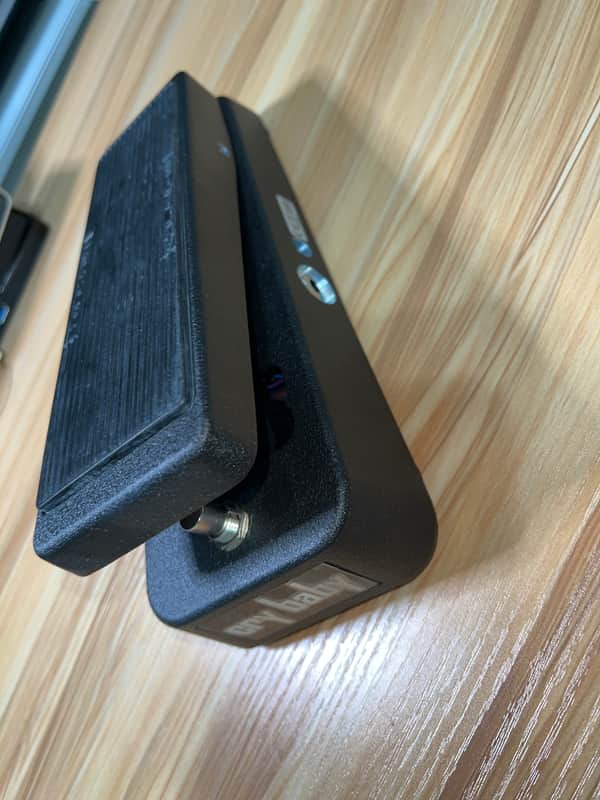 Dunlop GCB95F Cry Baby Classic Wah 2003 - Present - Black image 1