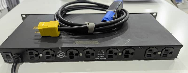 Furman AR-1215 - Voltage Regulator/Power Conditioner | Reverb