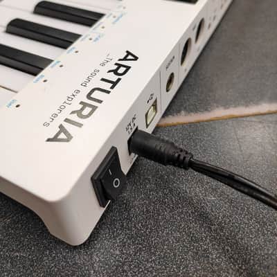 Arturia KeyStep 37 MIDI Controller / Keyboard 2021 - 2025 - White image 10